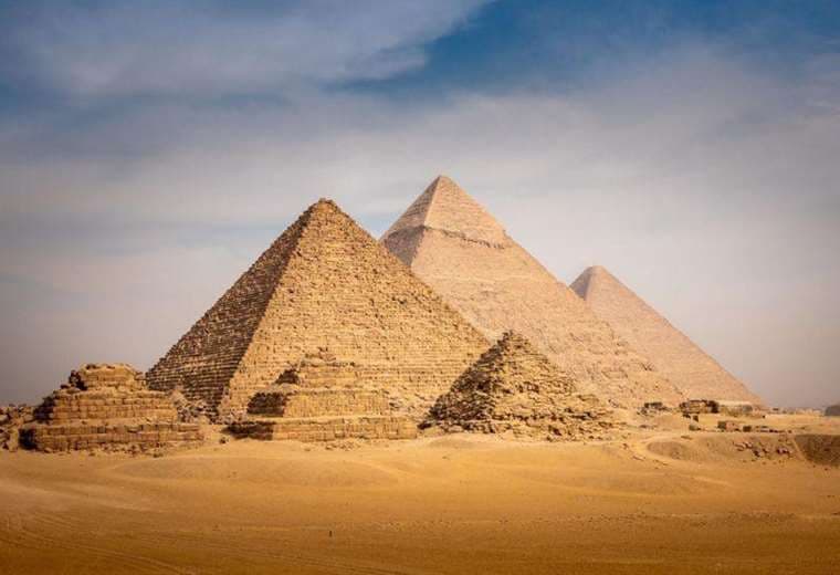 El descubrimiento que puede ayudar a explicar el enigma de cómo construyeron las pirámides en Egipto