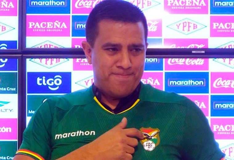 César Farías es el DT de la selección boliviana. Foto: FBF