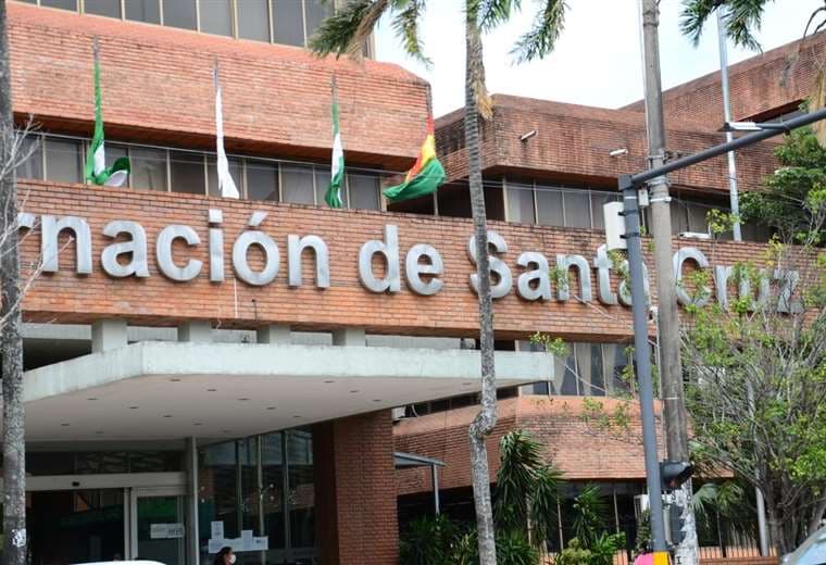 Santa Cruz: Tres personas serán citadas por el caso de la asambleísta denunciada por presuntos cobros irregulares 