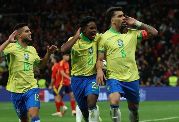 Lucas Paquetá salvó a Brasil de la derrota, en los descuentos. Foto: AFP