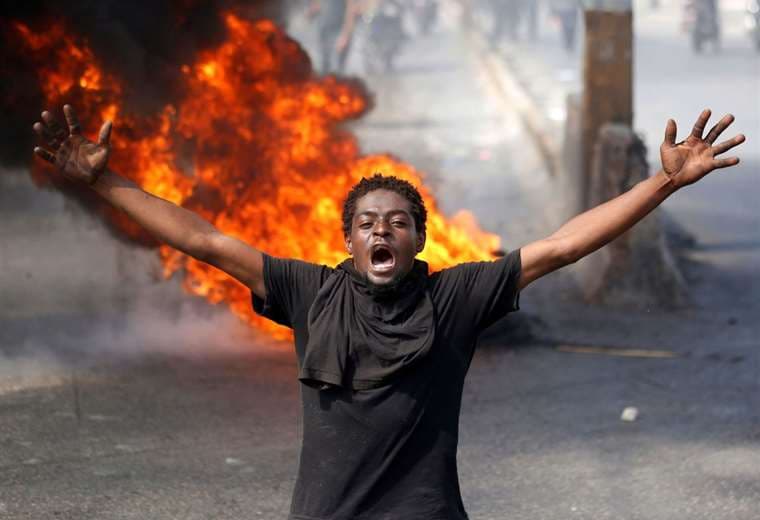 UE pide a fuerzas políticas que cooperen en "solución haitiana" a la crisis