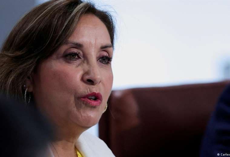 Fiscalía de Perú amplía investigación a Boluarte por caso "Rolexgate"