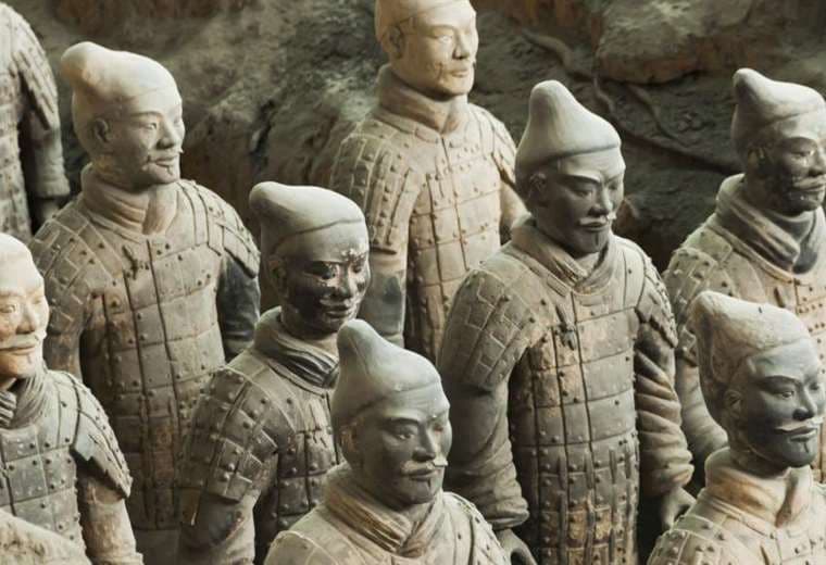 La accidentada historia de cómo se descubrieron en China los guerreros de terracota, uno de los mayores hallazgos arqueológicos de la historia