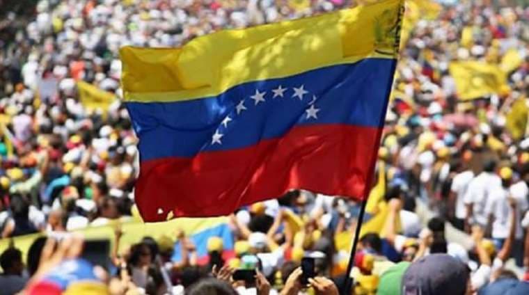 Escaramuza en marcha contra Maduro por 1 de mayo en Venezuela