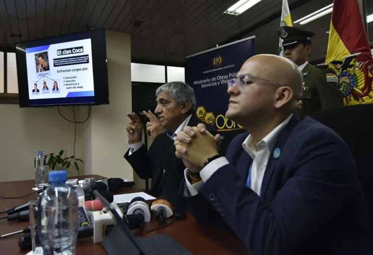 El ministro Arias brindó una conferencia de prensa hoy en La Paz. (foto: APG)