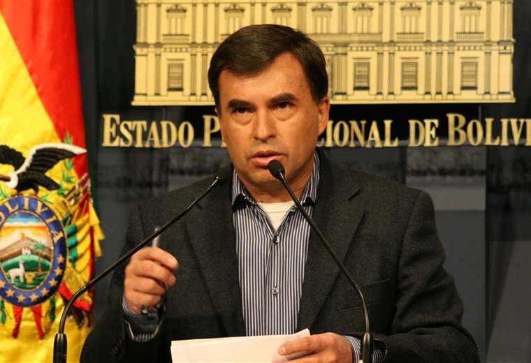 Se conoce que Quintana está en la embajada de México en La Paz y busca salir del país. 