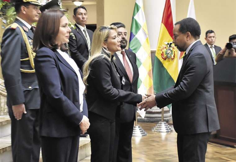 Las autoridades bolivianas consideran que el intercambio de embajadores está próximo. Foto: Archivo