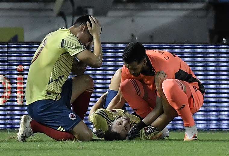 El momento de la lesión de Arias en el partido de este viernes. Foto: AFP