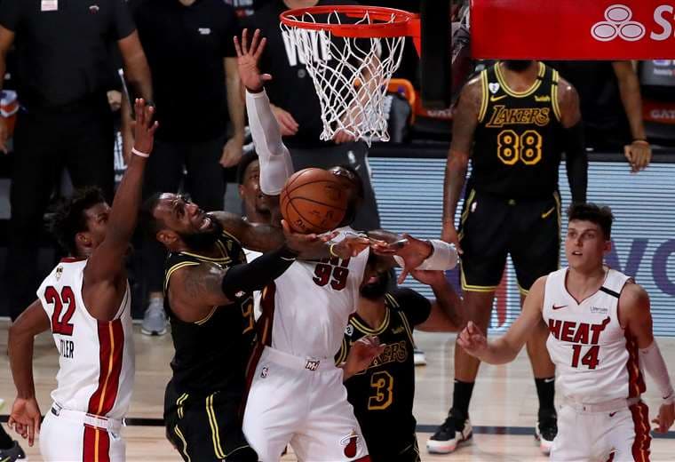 El quinto partido de la final de la NBA fue para los Heat de Miami. Foto: AFP