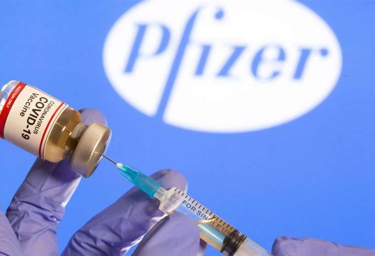 La vacuna de Pfizer se comenzó a aplicar en Reino Unido