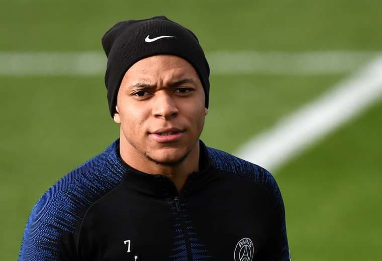 Mbappé, de 21 años, es una de las estrellas del equipo francés. Foto. AFP 