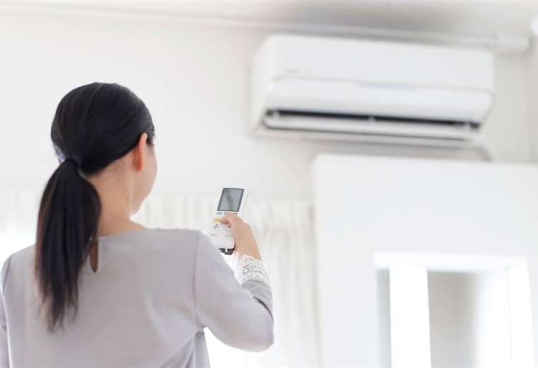 La población tiende a usar el acondicionar de aire o el ventilador con mayor frecuencia por el calor. 