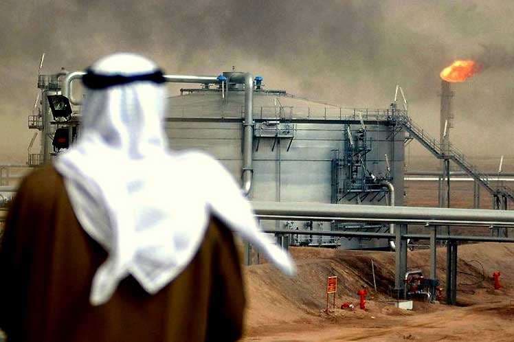 El reino continúa vigilando estrechamente la situación en los mercados petroleros 