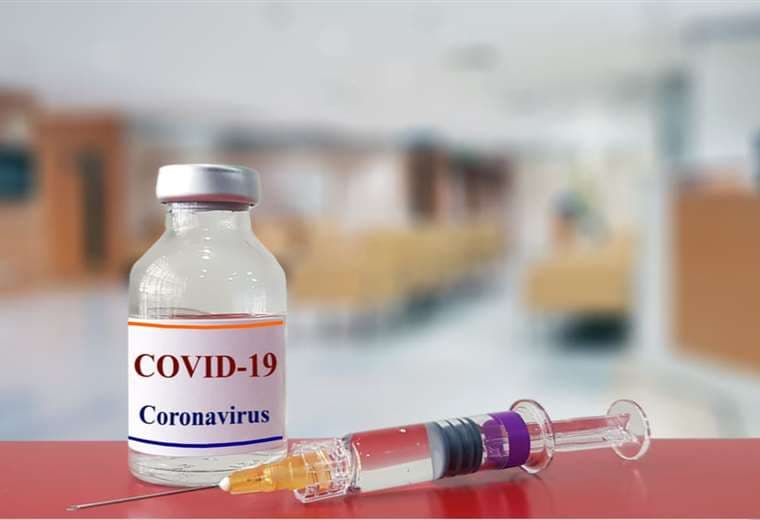 Oxford amplía a niños y ancianos los ensayos clínicos de su vacuna de coronavirus
