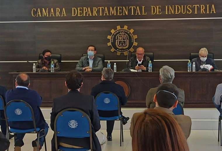 Ortiz se reunió con empresarios de Cochabamba el 22 de mayo para recoger propuestas