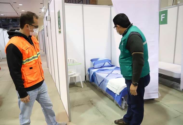 Las autoridades inspeccionaron los espacios para la llegada de pacientes
