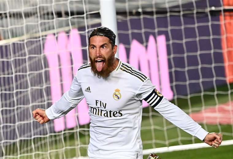 El festejo de Sergio Ramos tras anotar de penal. Real Madrid superó este jueves a Getafe por 1-0. Foto: AFP