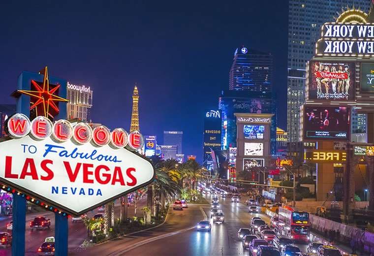 Las Vegas intenta volver a la normalidad, la gente de a poco vuelve a la ciudad de los casinos