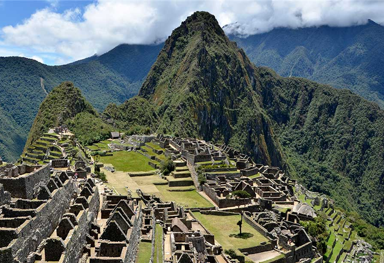Entre 2000 y 3000 visitantes recibía Machu Picchu antes de la pandemia. Foto. Internet 