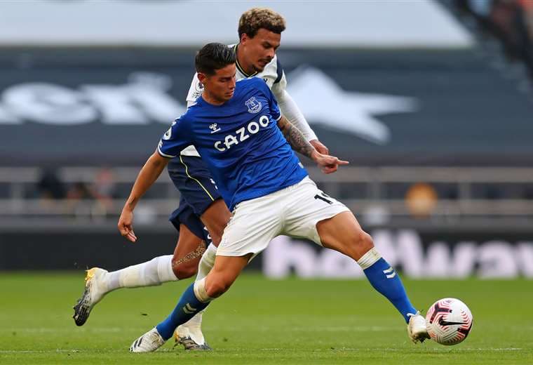James Rodríguez tuvo un buen debut este domingo en el Everton. Foto: AFP