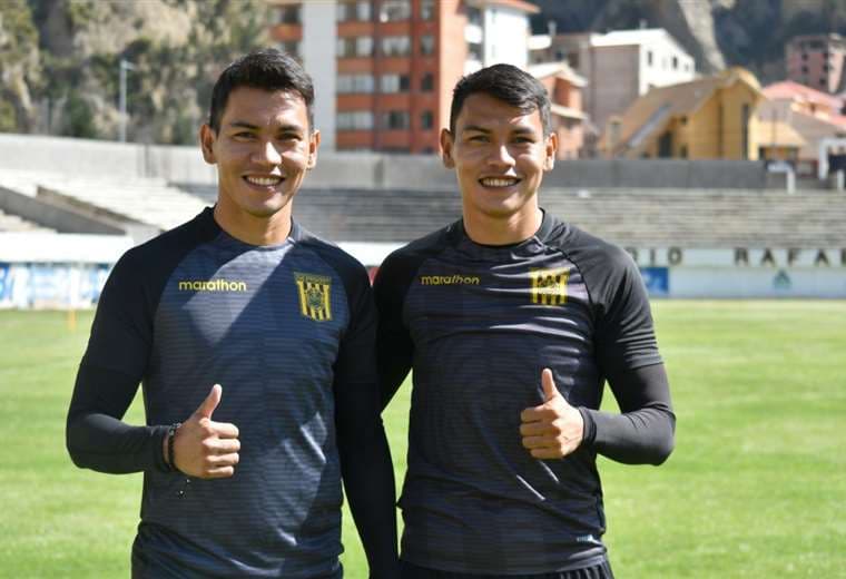 Los hermanos José y Jesús Sagredo, defensores de The Strongest. Foto: Club TS