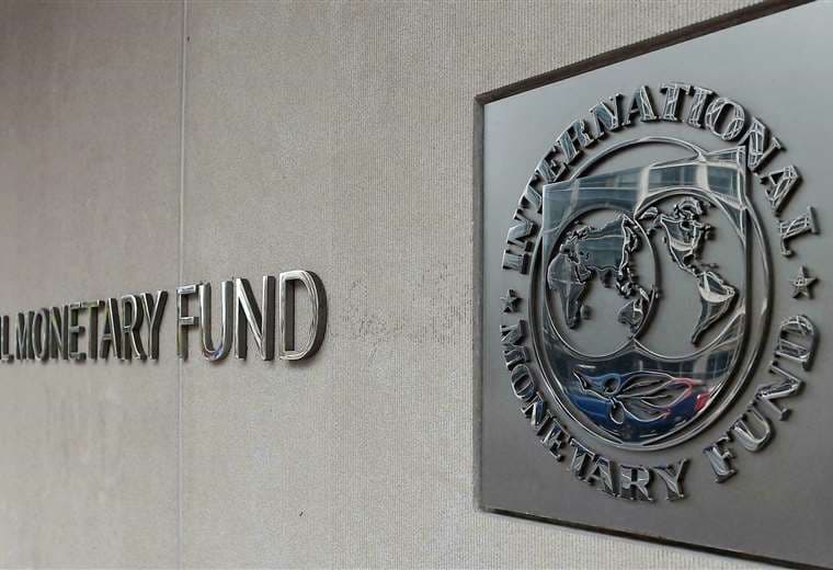 El FMI dice que la recuperación continúa, pero ha perdido ímpetu