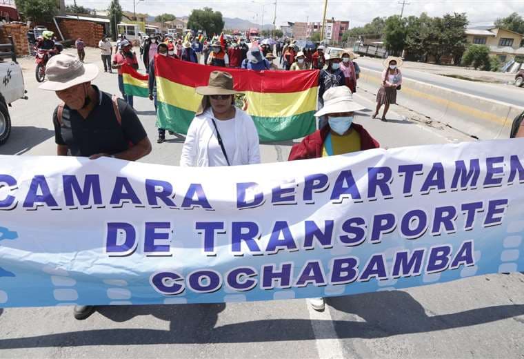 Los transportistas pretenden volver a marchar este viernes. Foto: Los Tiempos 