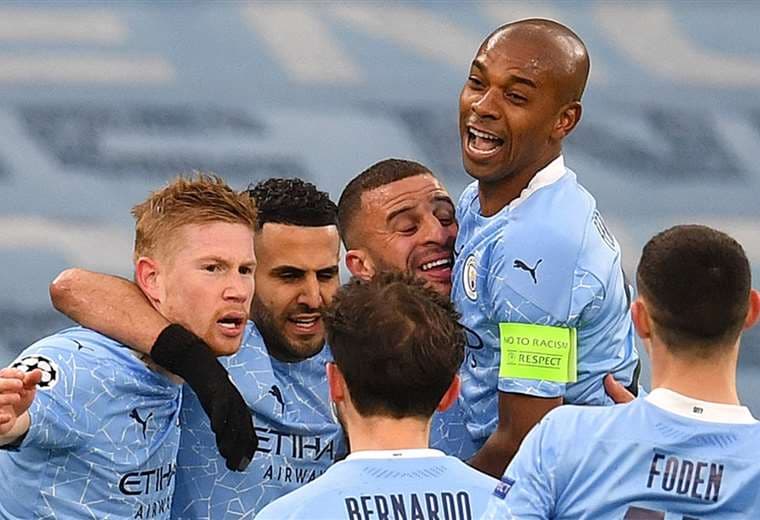 Los jugadores del Manchester City celebran la clasificación a la final. Foto: AFP