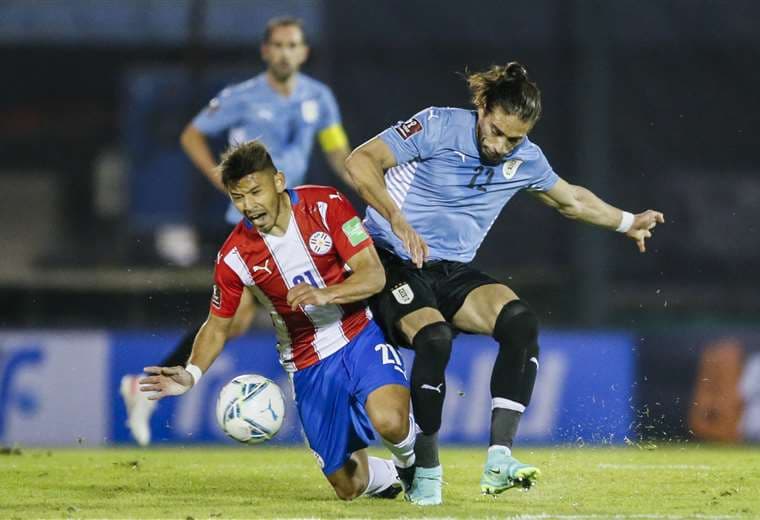 Paraguay sacó un valioso punto de visitante ante Uruguay. Foto: AFP