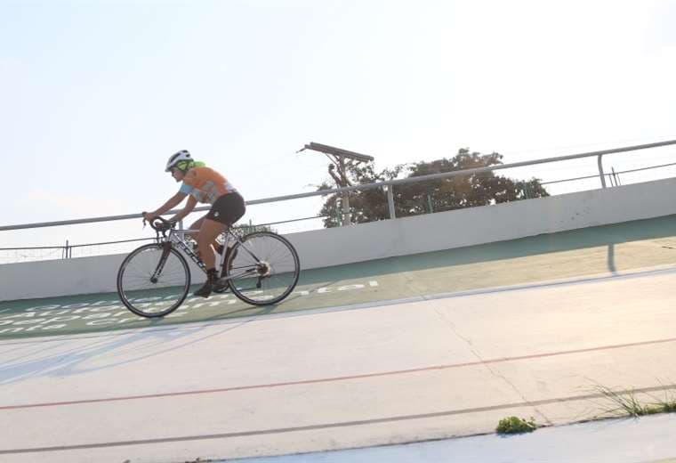 El velódromo, un deseo hecho realidad para los ciclistas. Foto: Jorge Ibáñez