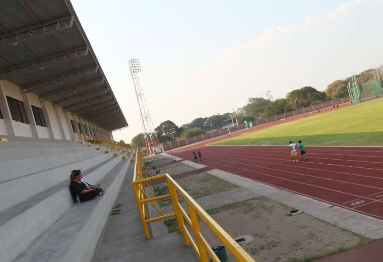 El estadio de atletismo es uno de los escenarios dentro de la ‘villa’. Foto: Jorge Ibáñez