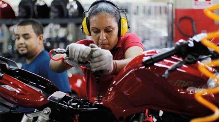 En la región, según el PNUD, solo el 40% de las mujeres participa en el mercado laboral