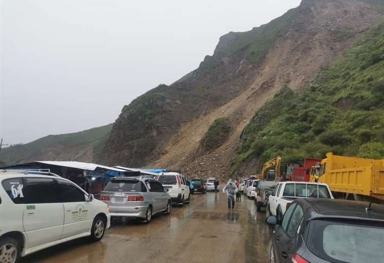 La ruta hacia Entre Ríos se volvió a cortar por derrumbes