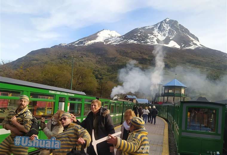 El Tren del Fin del Mundo recorre el tramo que hacían los presos de la cárcel de Ushuaia