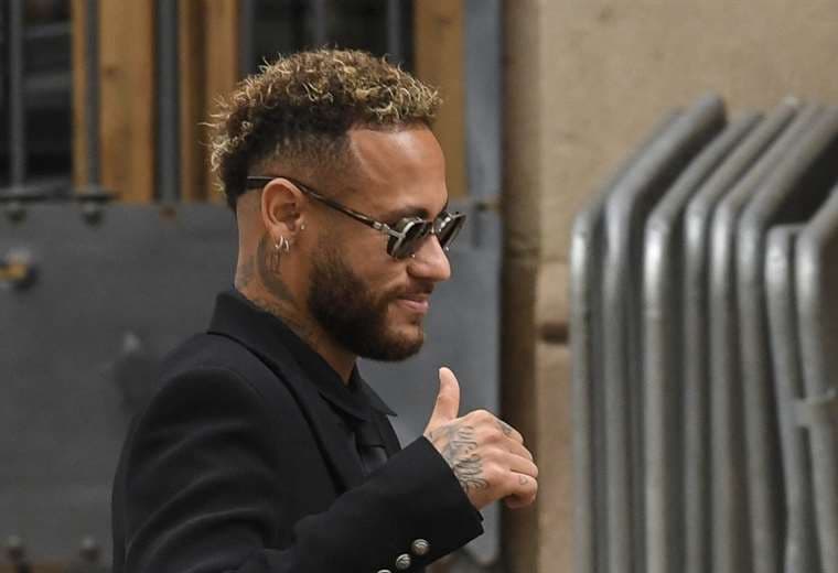 Buena noticia para Neymar pocos días después de quedar fuera del Mundial. Foto: AFP