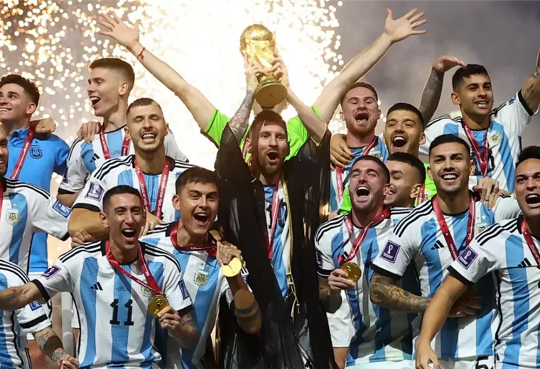 Argentina levantando la Copa del Mundo. AFP