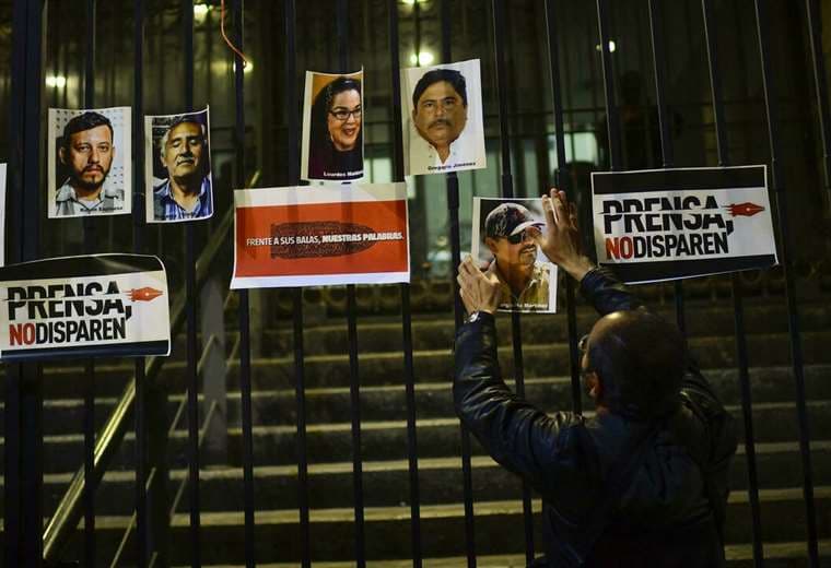 Cada 10.75 horas se agredió a un periodista en México durante el primer semestre de 2020