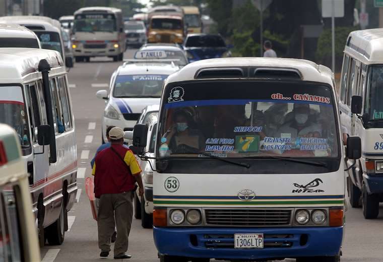 El servicio de transporte público volvió a las calles/Foto: Juan Carlos Torrejón