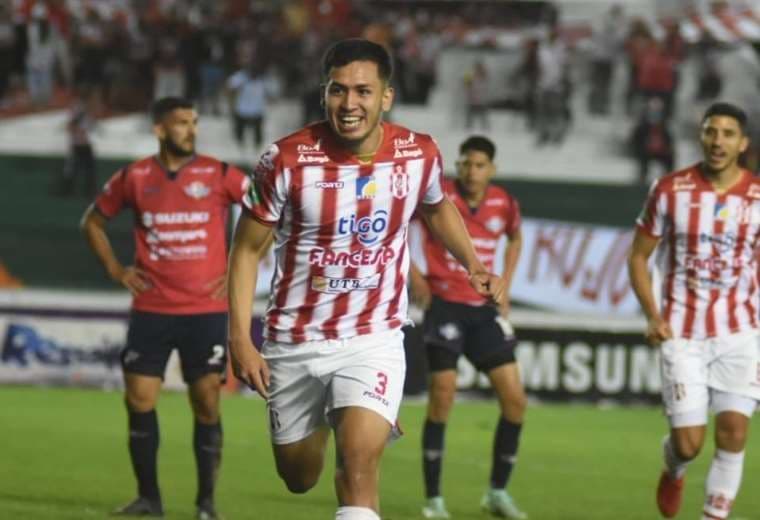 Emerson Velásquez anotó el primer gol de Independiente. Foto: APG Noticias