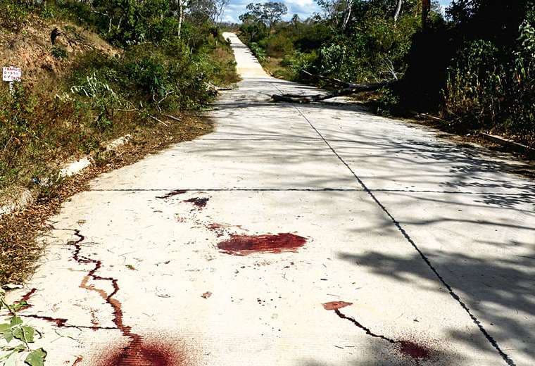 Camino a Porongo donde fueron asesinados a balazsos tres policías