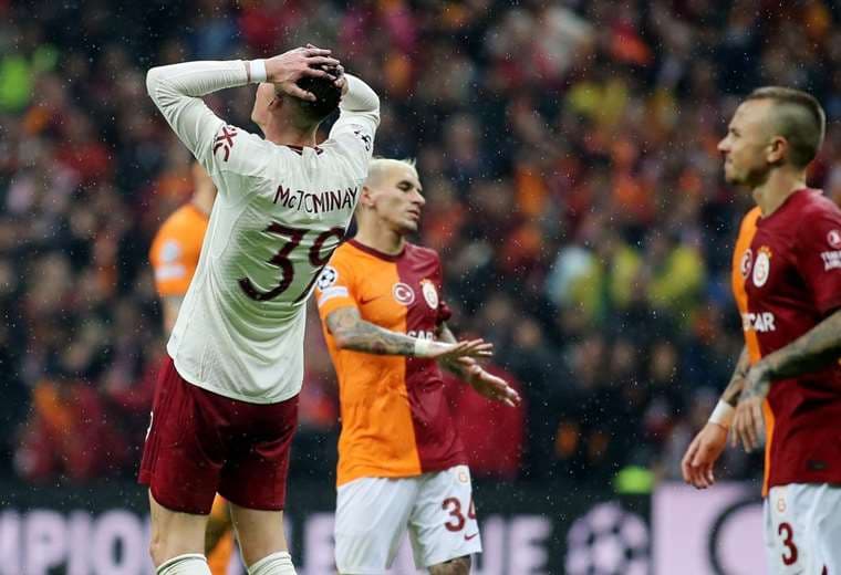 Imagen del partido entre Galatasaray y Manchester United