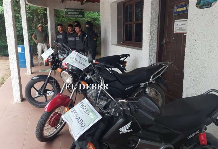 Diprove recuperó motocicletas robadas y capturó a tres delincuentes/Foto: Juan Delgadillo