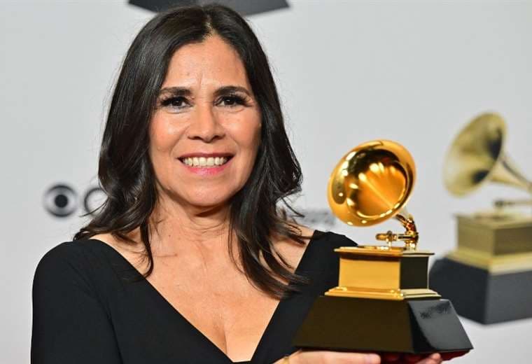 La compositora Germaine Franco, ganadora de la Mejor Banda Sonora por "Encanto" 