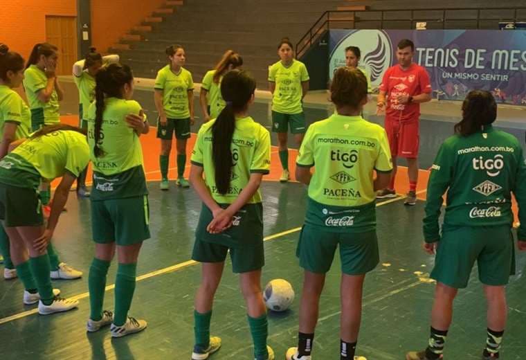 El trabajo de la selección femenina de futsal en Cochabamba. Foto: CNF