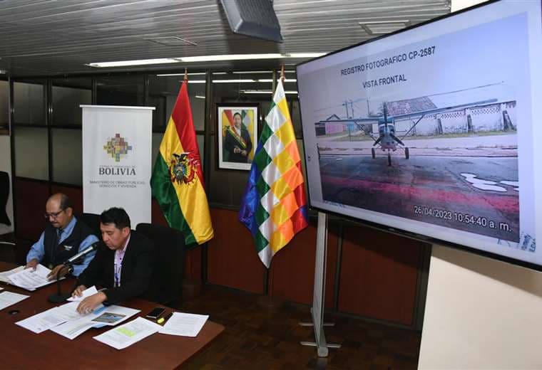 Autoridades de la DGAC y Naabol brindaron un informe de la avioneta. Foto: APG Noticias