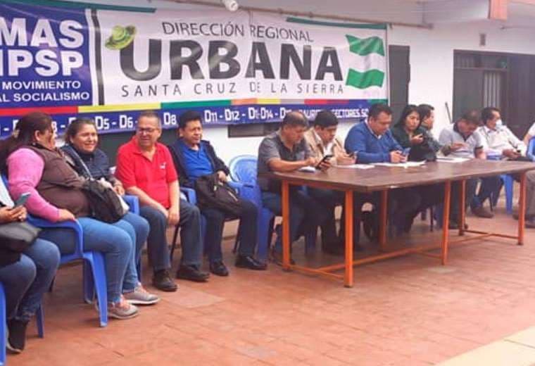 Reunión de la dirección regional urbana del MAS en Santa Cruz