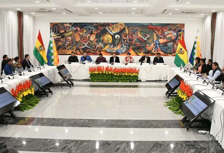 La sesión del Consejo de Autonomías. Foto: APG.