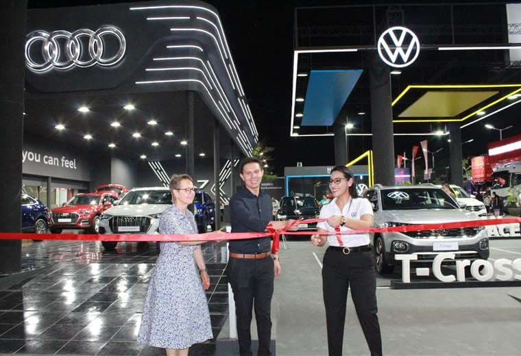 Hansa inauguró el stand de Volkswagen y Audi para recibir a los visitantes de la feria