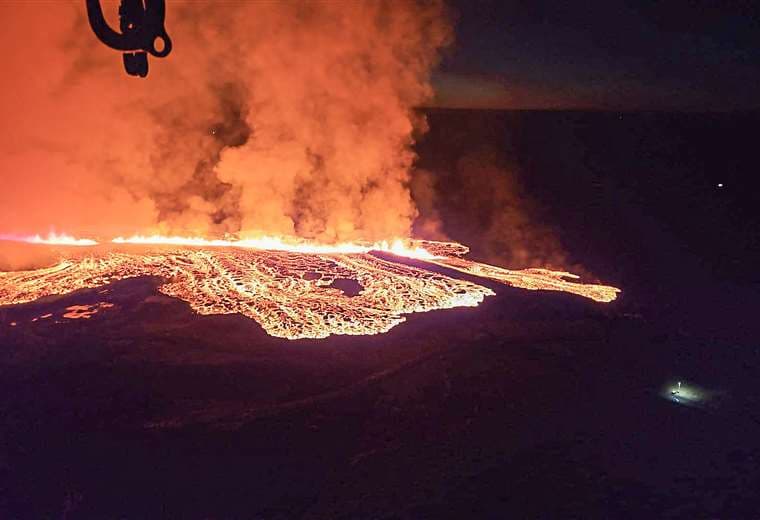 Volcán en erupción en Islandia/ Foto: AFP