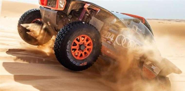 Carlos Sainz en acción del Dakar